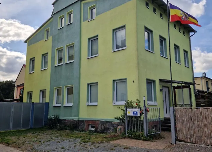 Familienfreundliche Fewo Mv Malchin